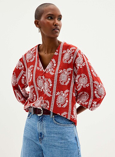 Paisley embroidery V-neck blouse
