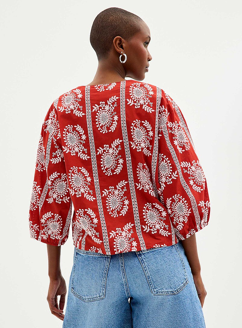 Contemporaine: La blouse col V broderie paisley Bleu pour femme