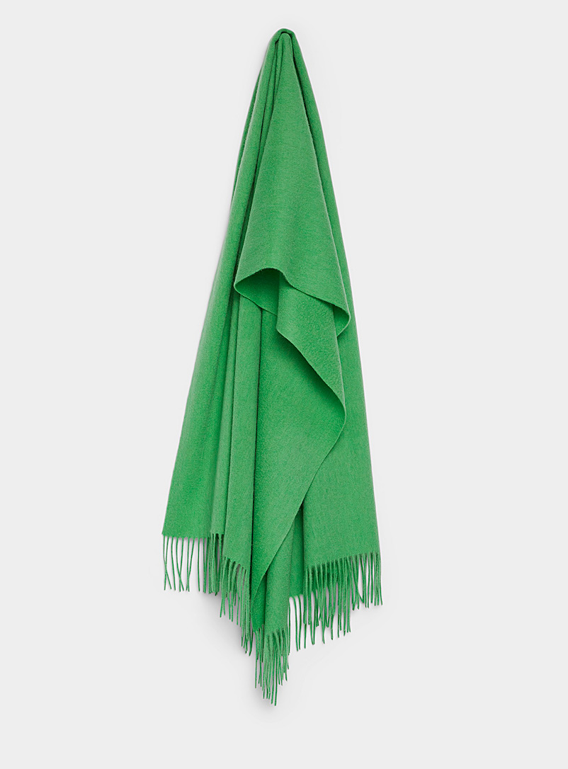 ICHI Kelly Green Pure wool solid scarf for women