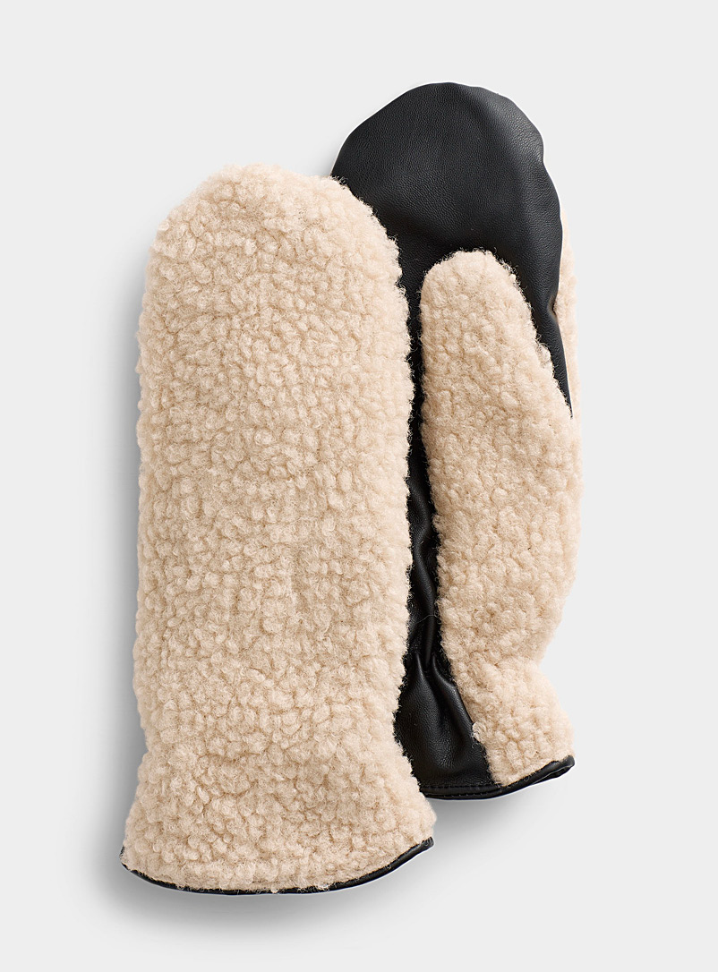 ICHI Ivory White Leather and sherpa mittens for women