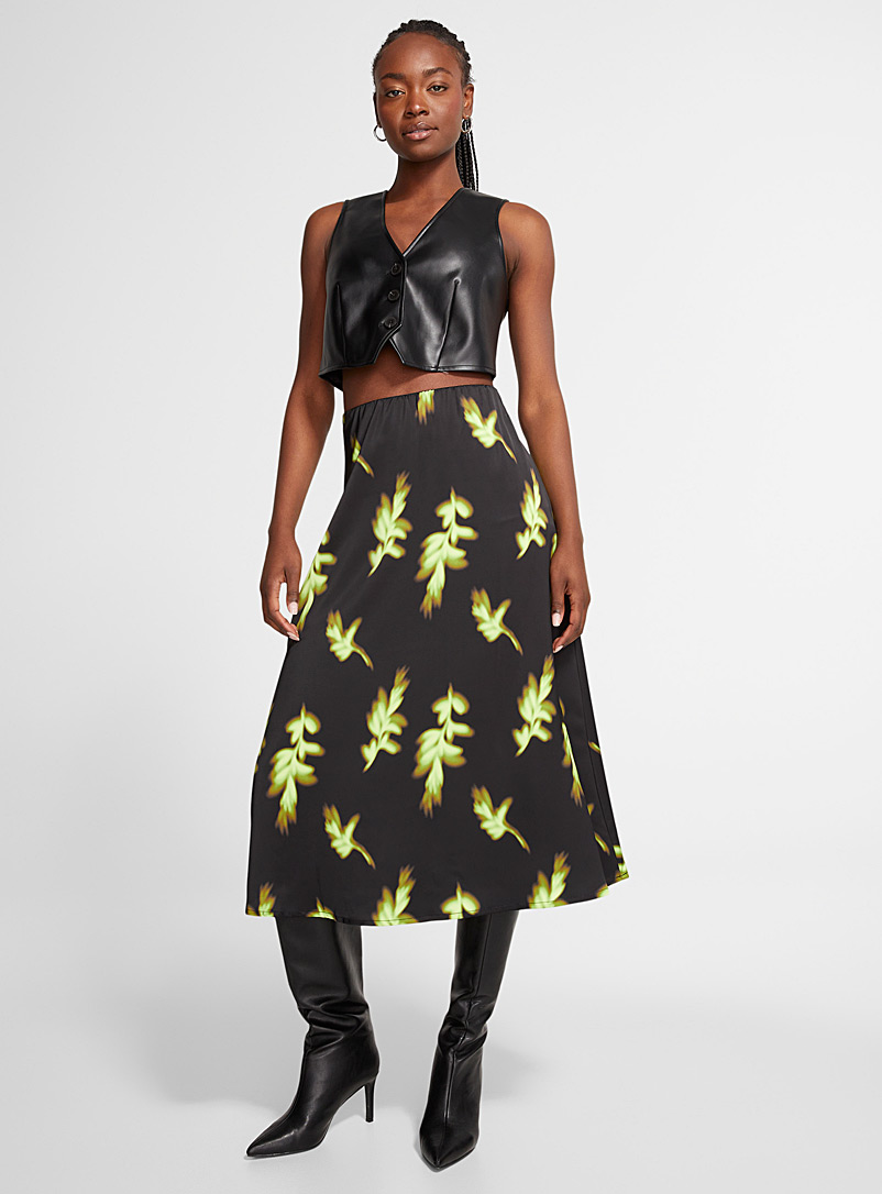 ICHI Patterned Black Blurry leaves satiny midi skirt for women
