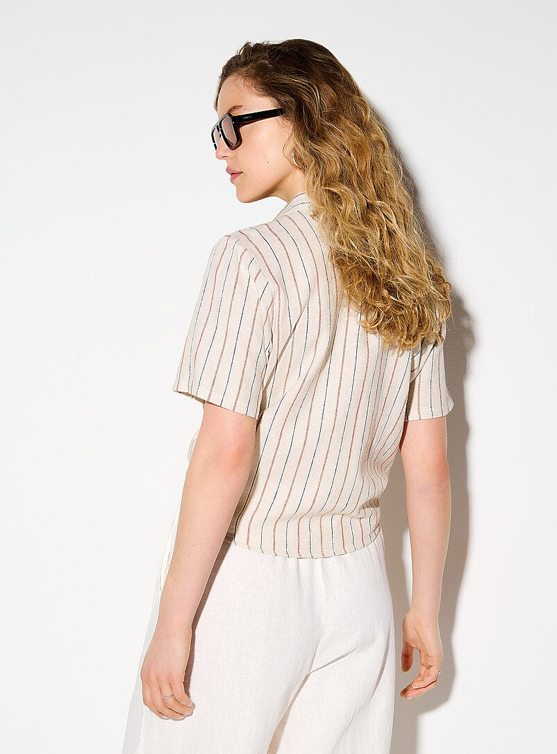 ICHI Patterned Brown Linen blend short-sleeve tie-up shirt for women