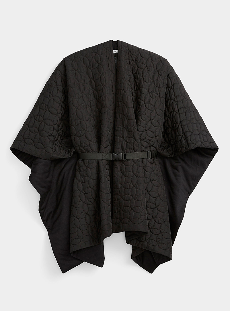 ICHI Black Circular topstitch quilted shawl for women