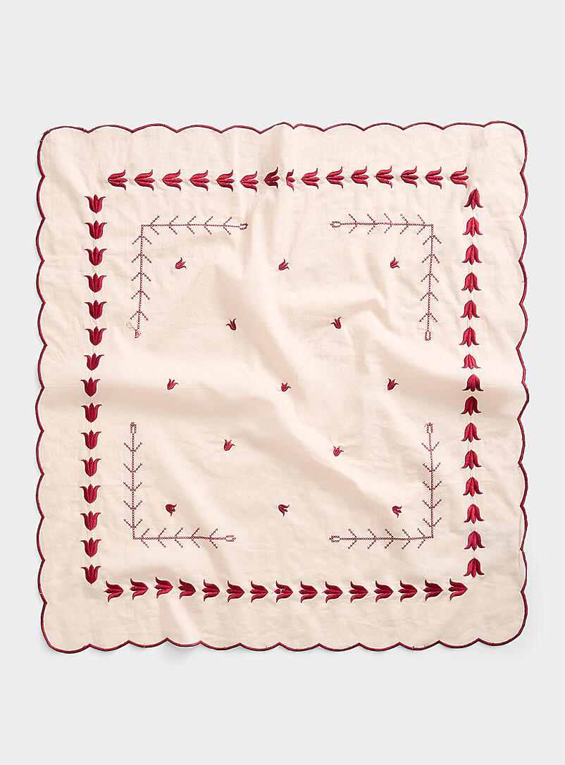 Embroidered Tulip Scalloped Scarf