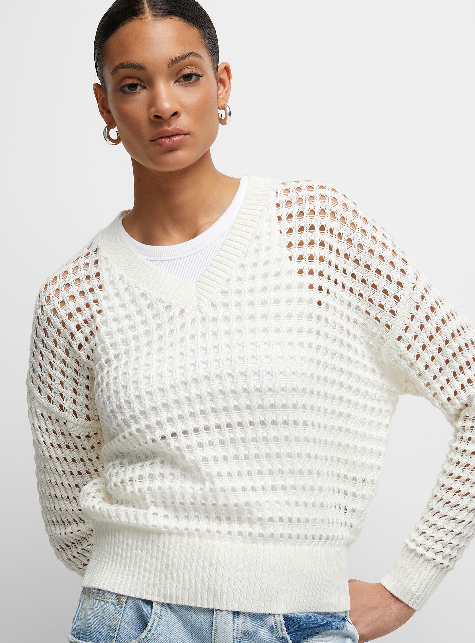 ICHI - Women's White openwork V-neck sweater