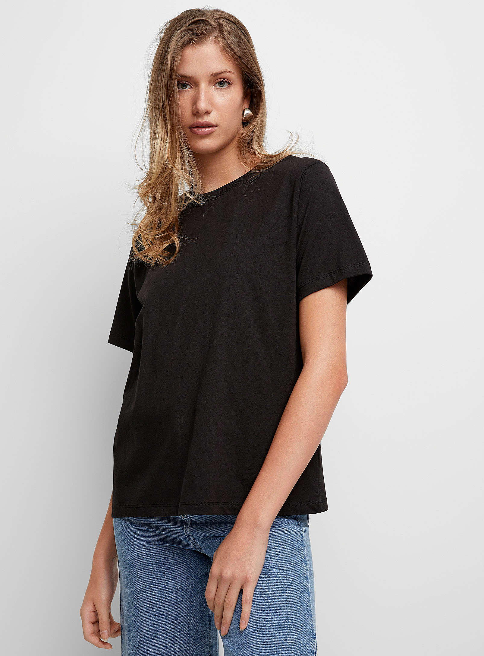 Ichi Pure Cotton Plain Loose T-shirt In Black