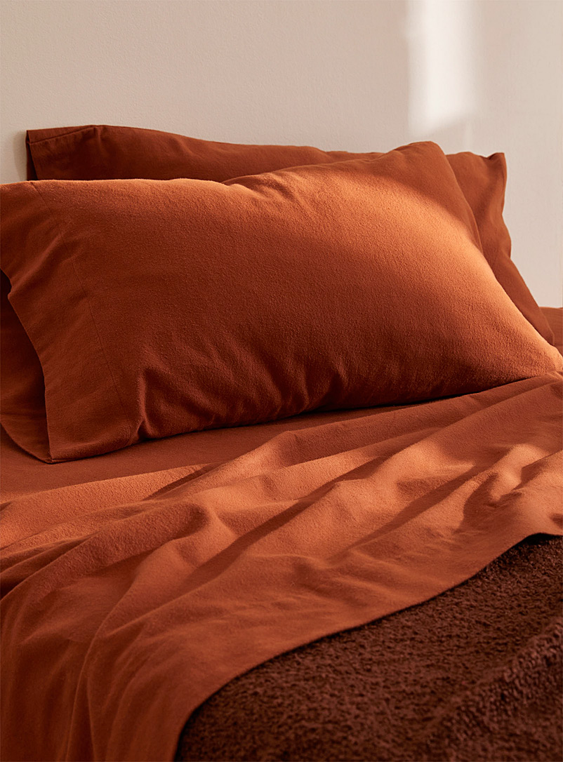 Simons Maison Copper Solid flannel sheet set Fits mattresses up to 16 in