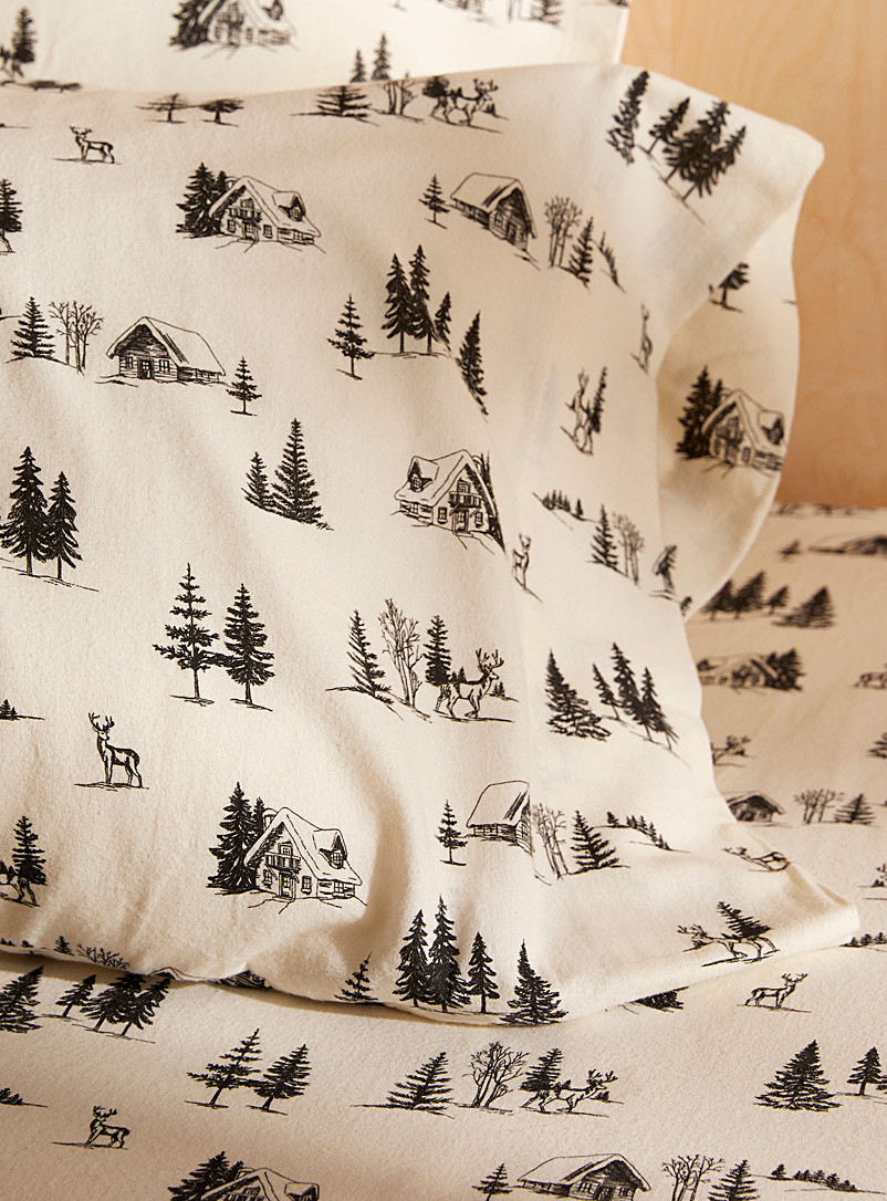 Simons Maison Patterned White Winter landscape flannel sheet set Fits mattresses up to 16 in