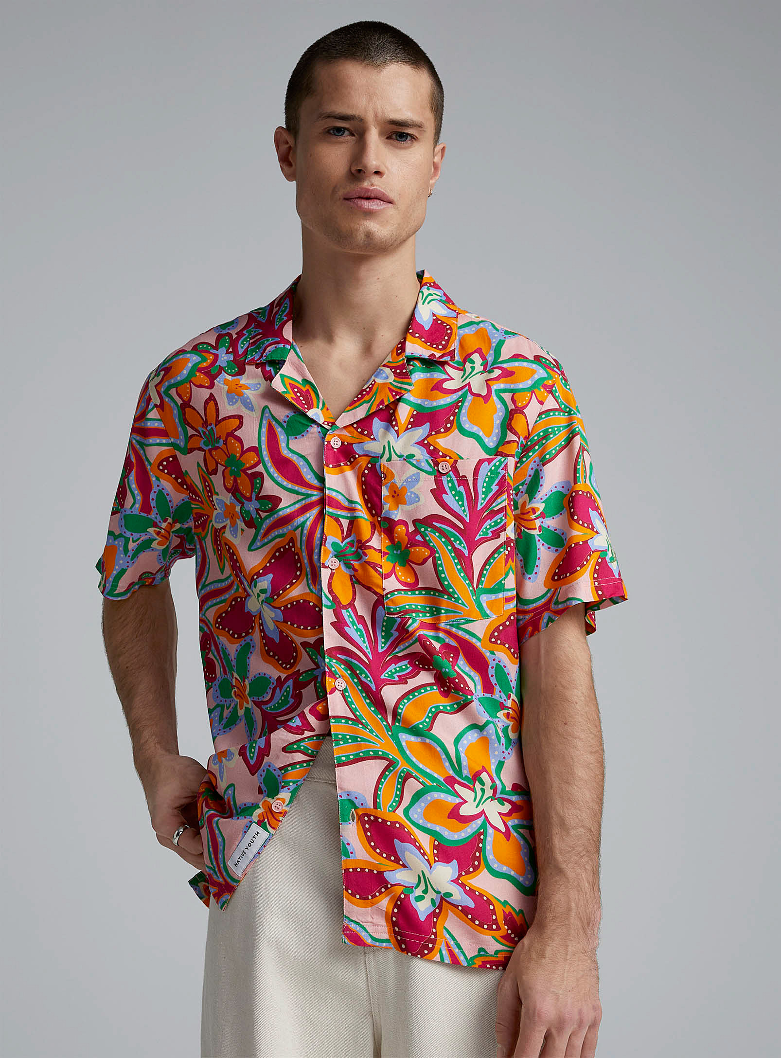 Native Youth - Men's Tropical flora camp shirt