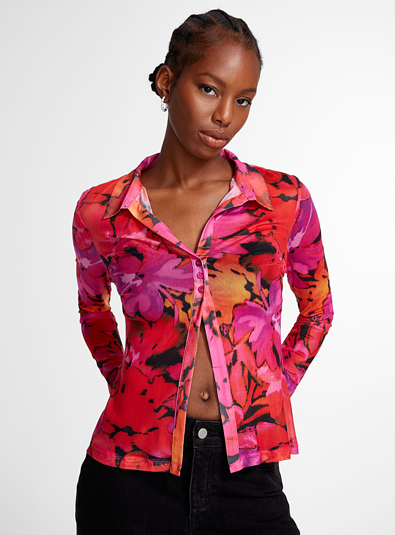 Icône Pink Printed micromesh three-button blouse for women