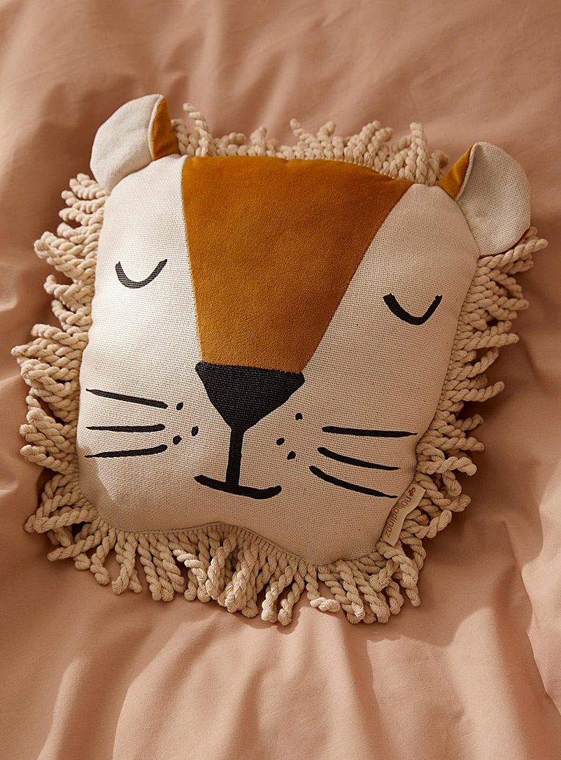 Nobodinoz Assorted Happy lion cushion 32 x 37 cm