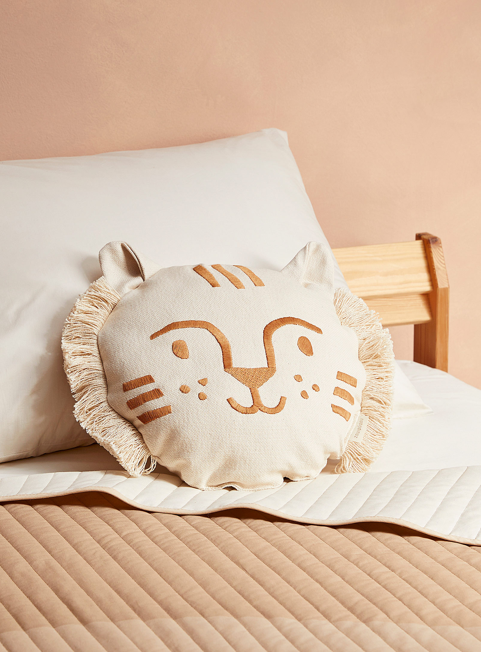 Nobodinoz - Smiling tiger cushion 35 x 30 cm