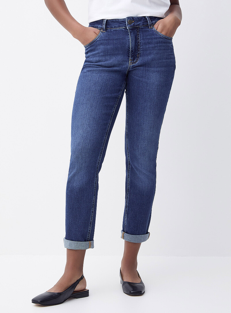 Contemporaine: Le jean d&eacute;lav&eacute; tr&egrave;s extensible <b>Coupe : boyfriend, taille r&eacute;guli&egrave;re</b> Bleu pour femme