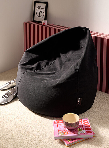 Norka Living Black Luma bean bag chair