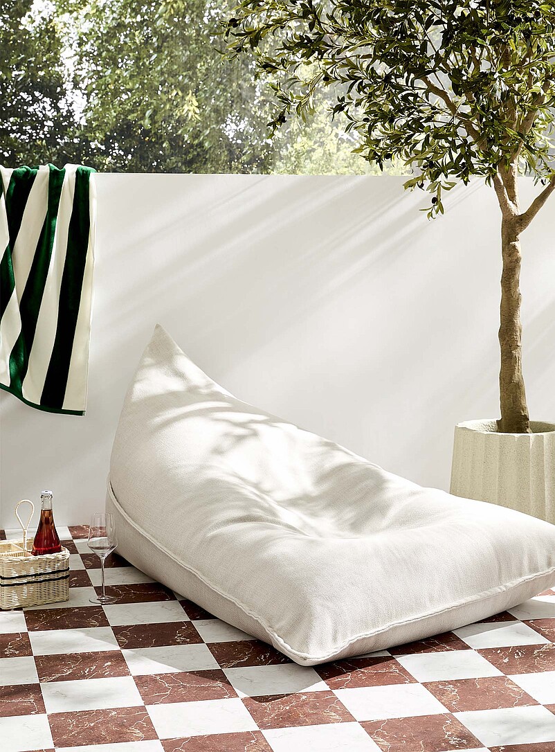 Pyramid Outdoor Beanbag Chair