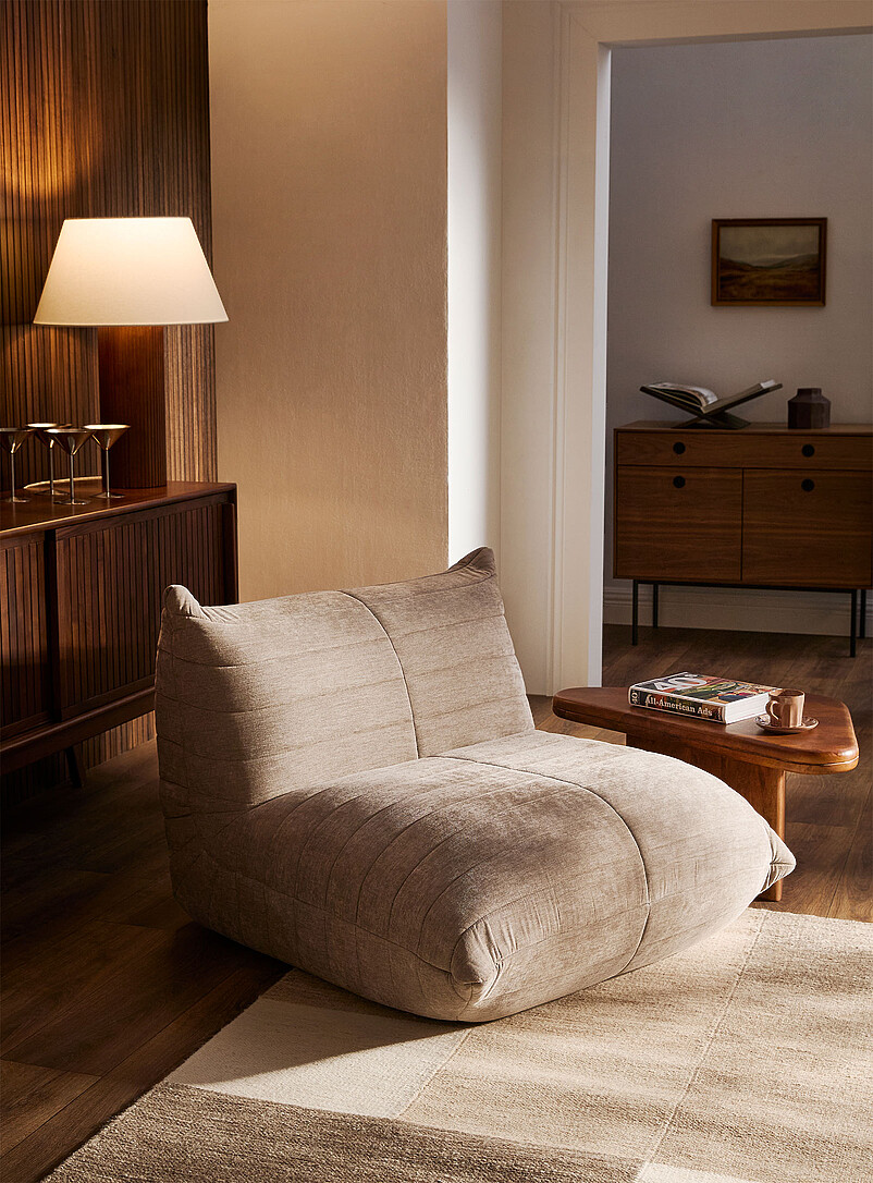 Noush high-density foam modular straight chair product image (primary)