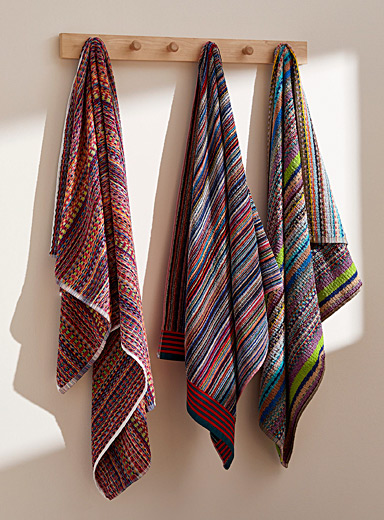 Wide stripe towels | Simons Maison | Jacquards & Embroidery | Bath ...