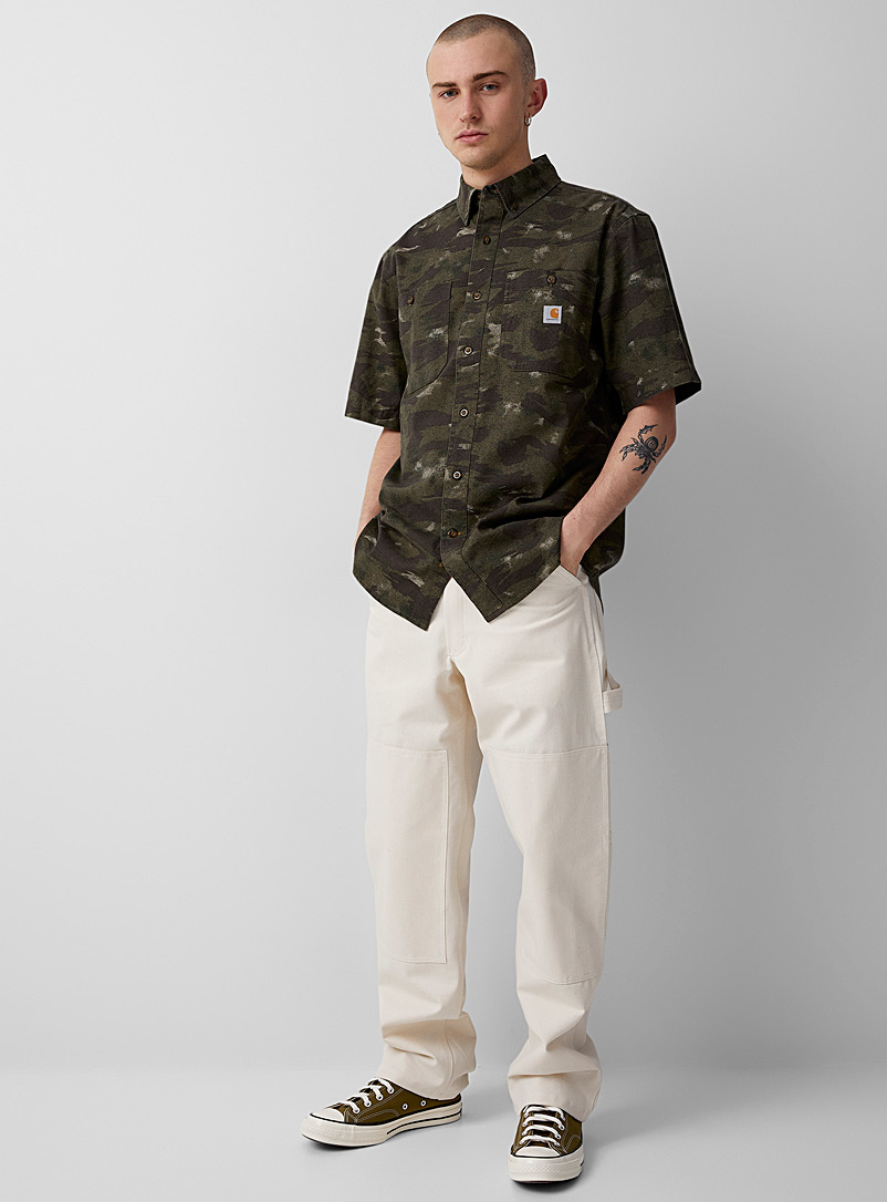 Carhartt: La chemise workwear camo Vert foncé-mousse-olive pour homme