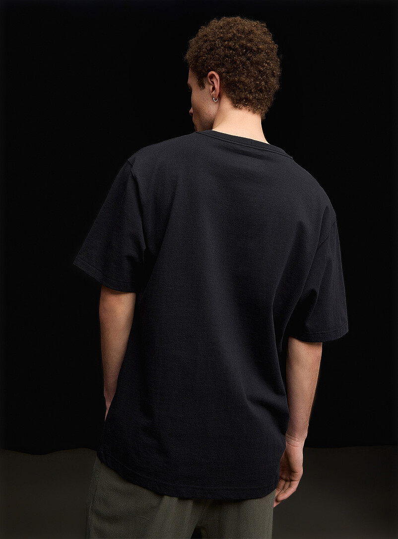Carhartt: Le t-shirt &agrave; pochette logo Noir pour homme