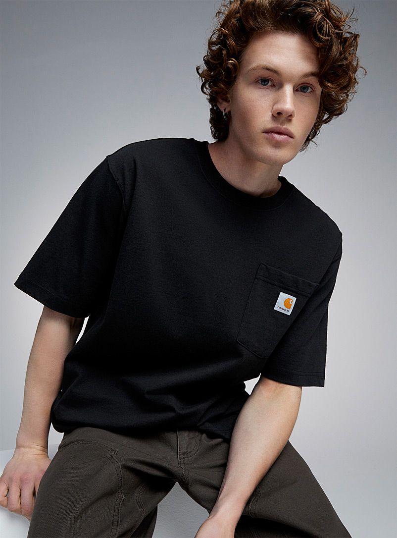 Carhartt: Le t-shirt workwear à pochette Noir pour homme