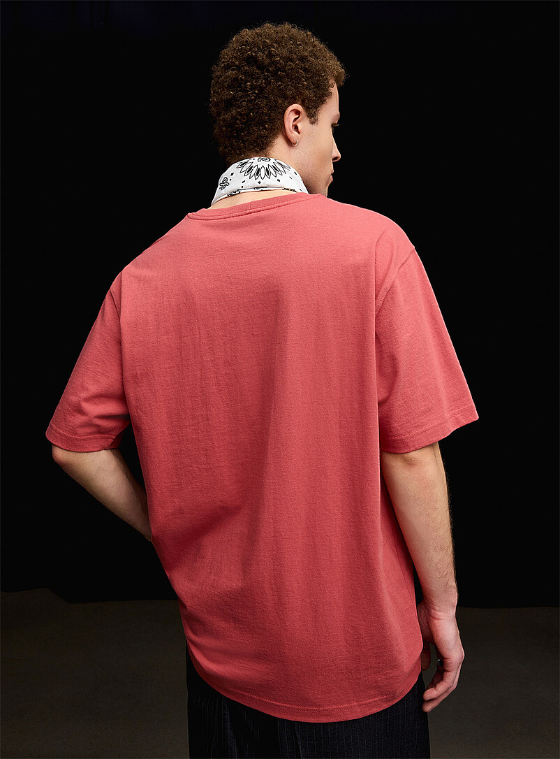 Carhartt: Le t-shirt &agrave; pochette logo Noir pour homme