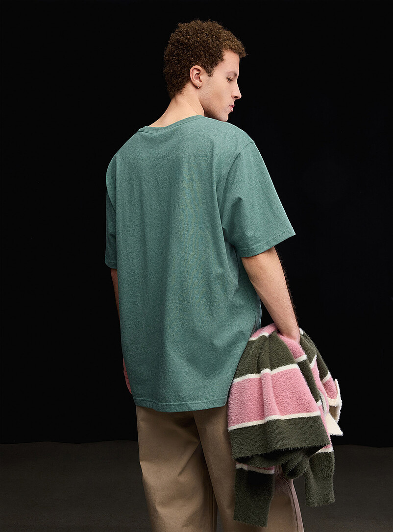 Carhartt: Le t-shirt &agrave; pochette logo Noir pour homme