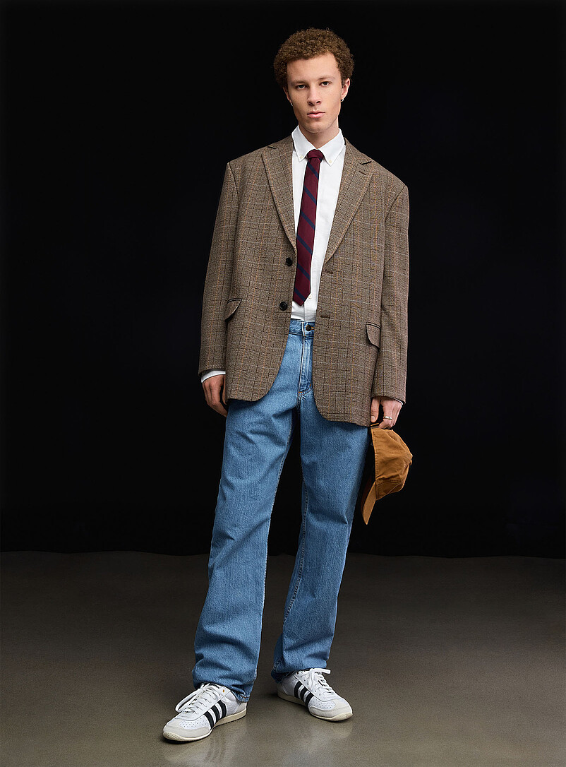 Stonewashed dad jean Relaxed fit product image (primary)