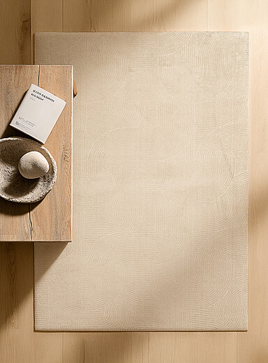 Simons Maison: Le tapis moderne ondulations ratiss&eacute;es Elion Lavable &agrave; la machine Voir nos formats offerts Ivoire - Beige cr&egrave;me