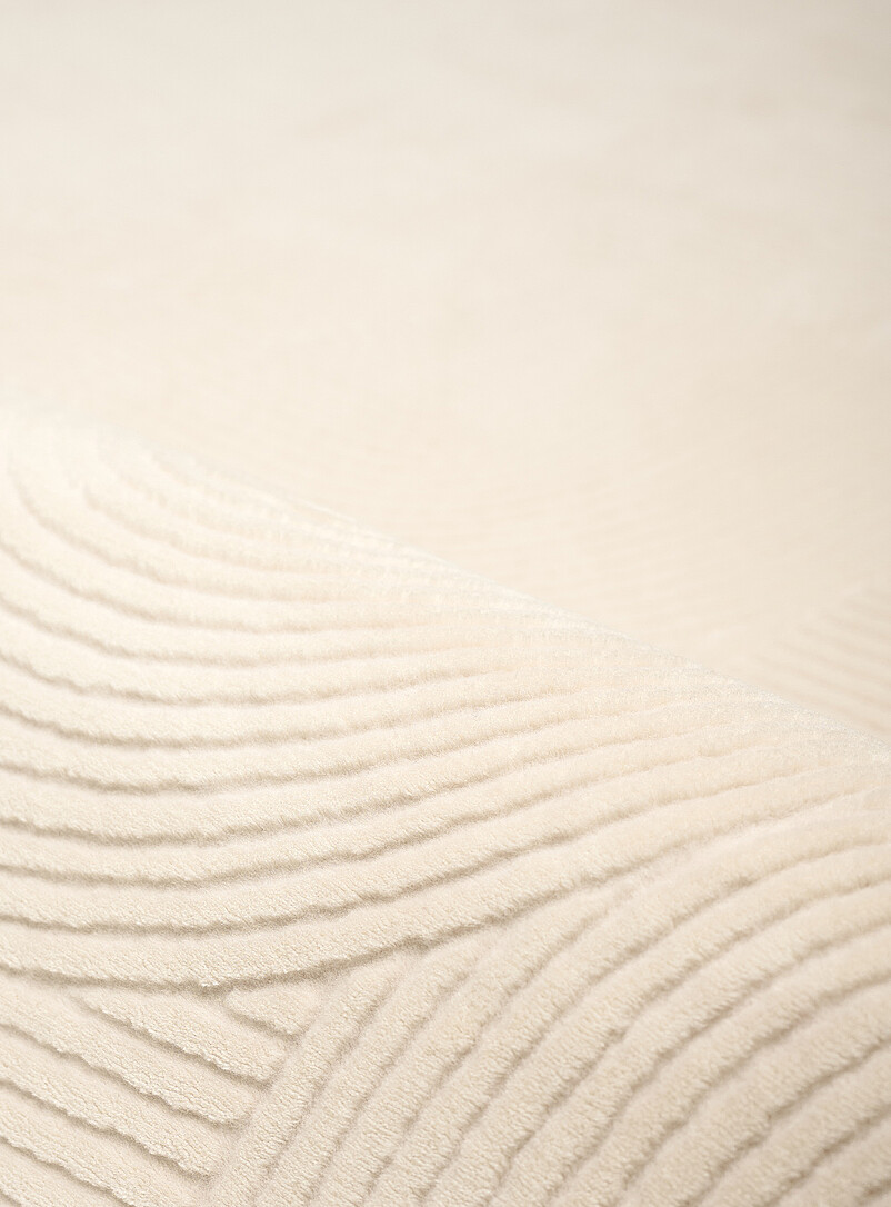Simons Maison: Le tapis de couloir moderne ondulations ratiss&eacute;es Elion Lavable &agrave; la machine 80 x 245 cm Ivoire - Beige cr&egrave;me