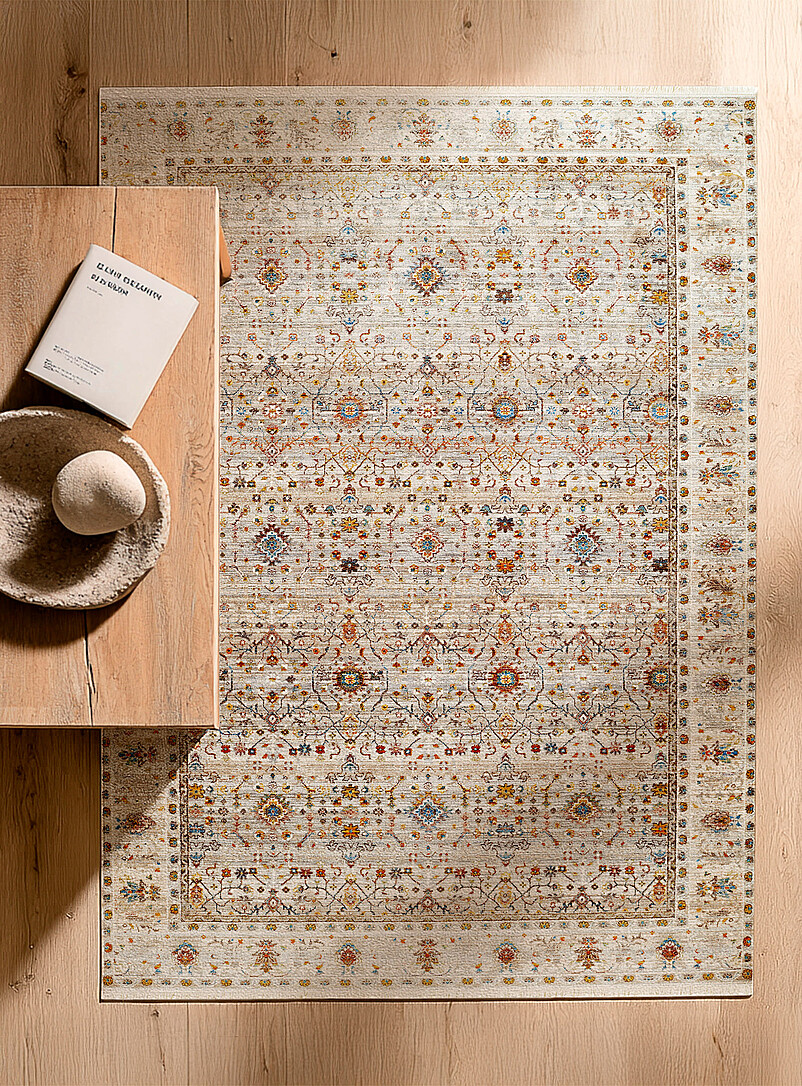 Zaina fine flowers grey rug 152 x 236 cm product image (primary)
