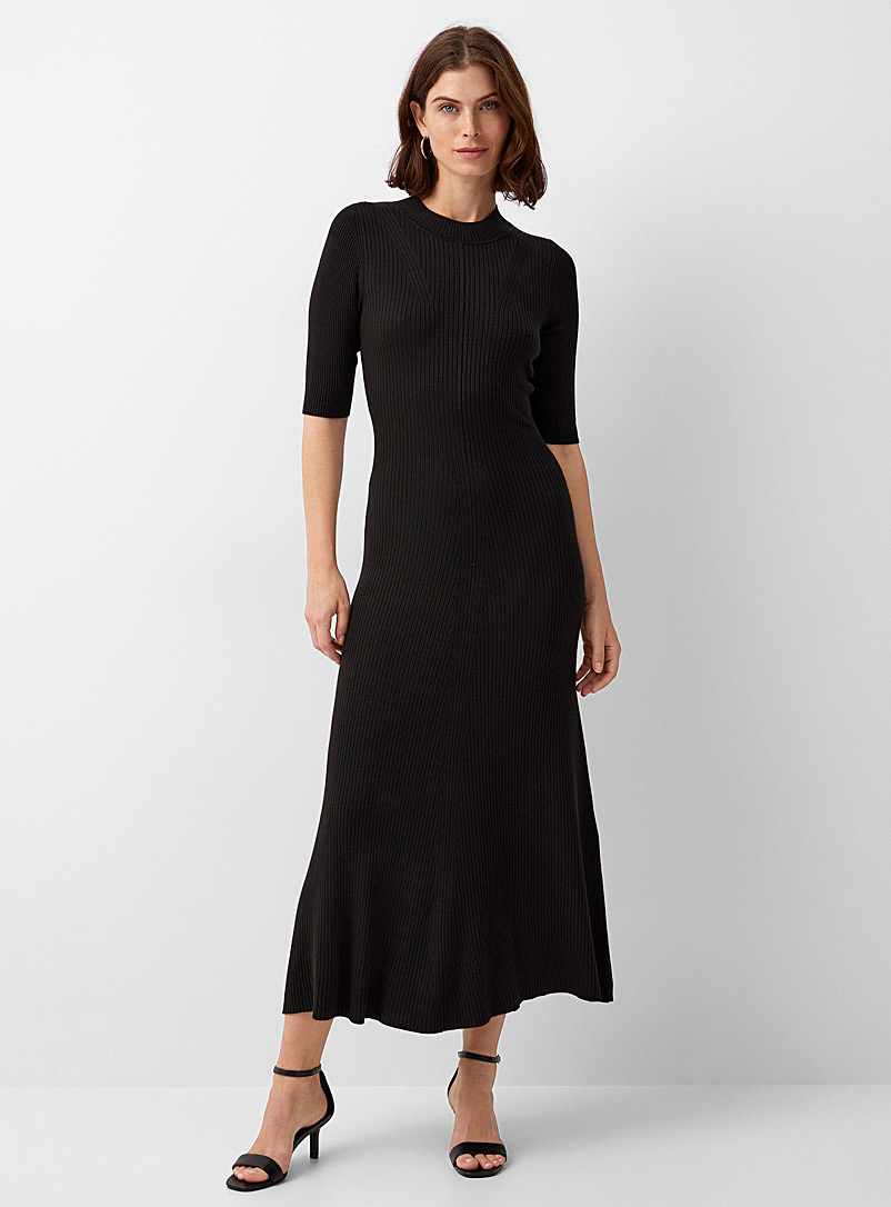 InWear: La robe côtelée ajustée-évasée Jobe Noir pour femme