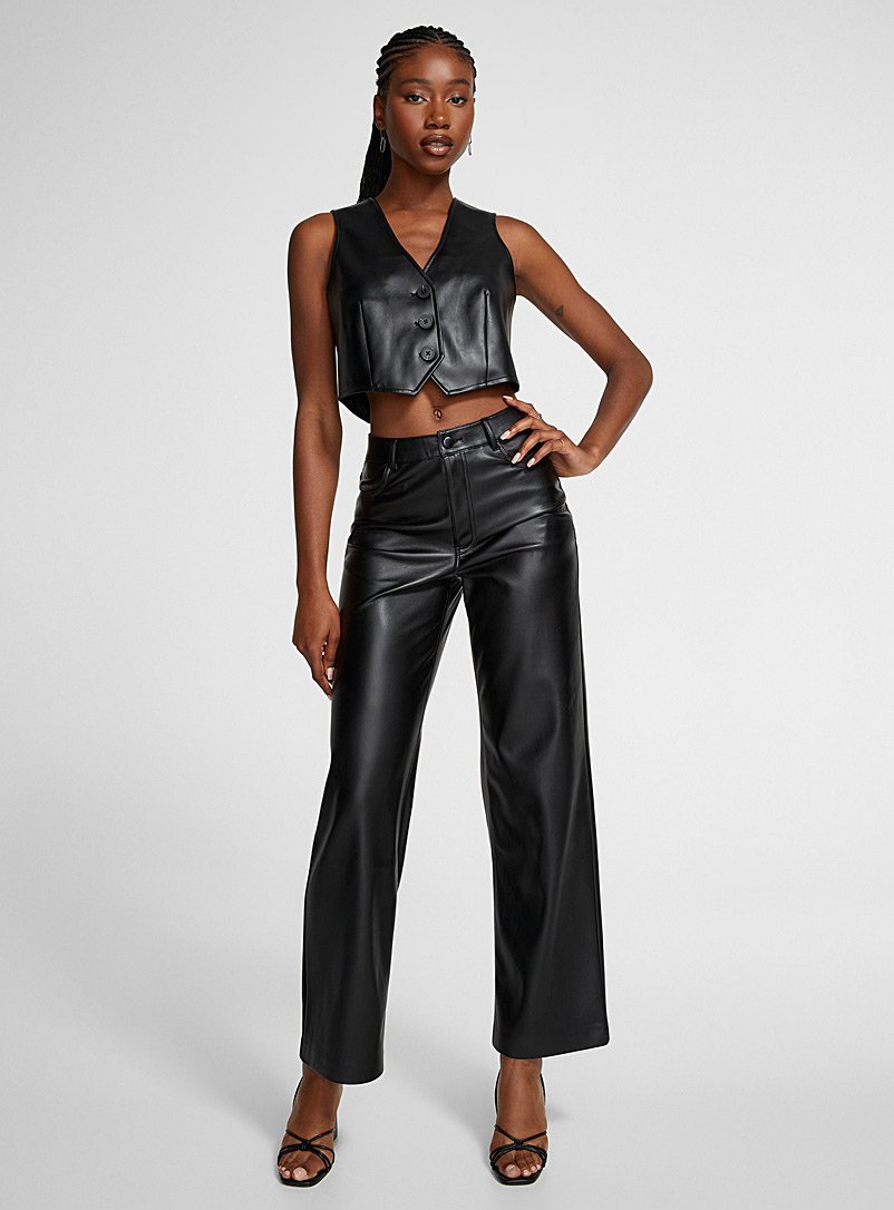 Icône: Le pantalon droit effet cuir souple Noir pour femme