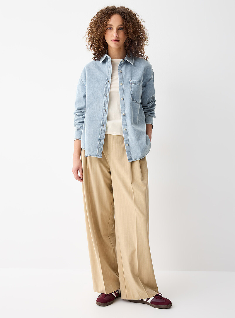 Twik: La chemise ample denim Lav&eacute; clair pour femme