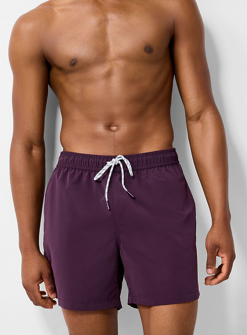 Simons: Le maillot short couleur unie Vert fonc&eacute; - Mousse pour homme