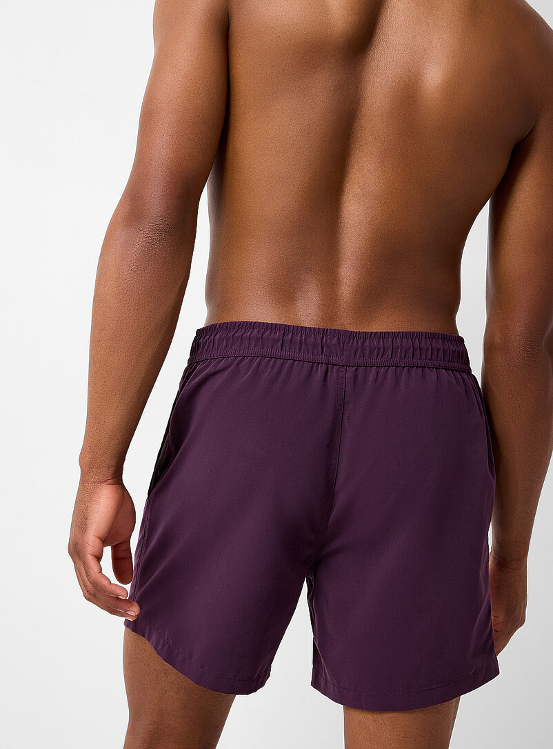 Simons: Le maillot short couleur unie Vert fonc&eacute; - Mousse pour homme