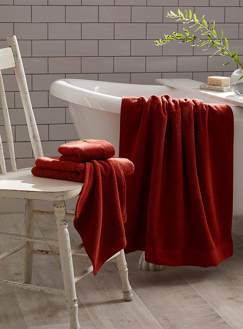Simons Maison Ruby Red Jacquard border towels