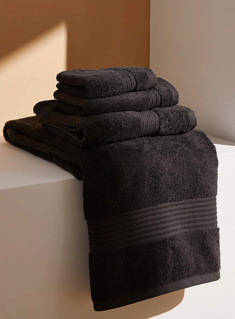 Simons Maison Dark Grey Airy cotton towels