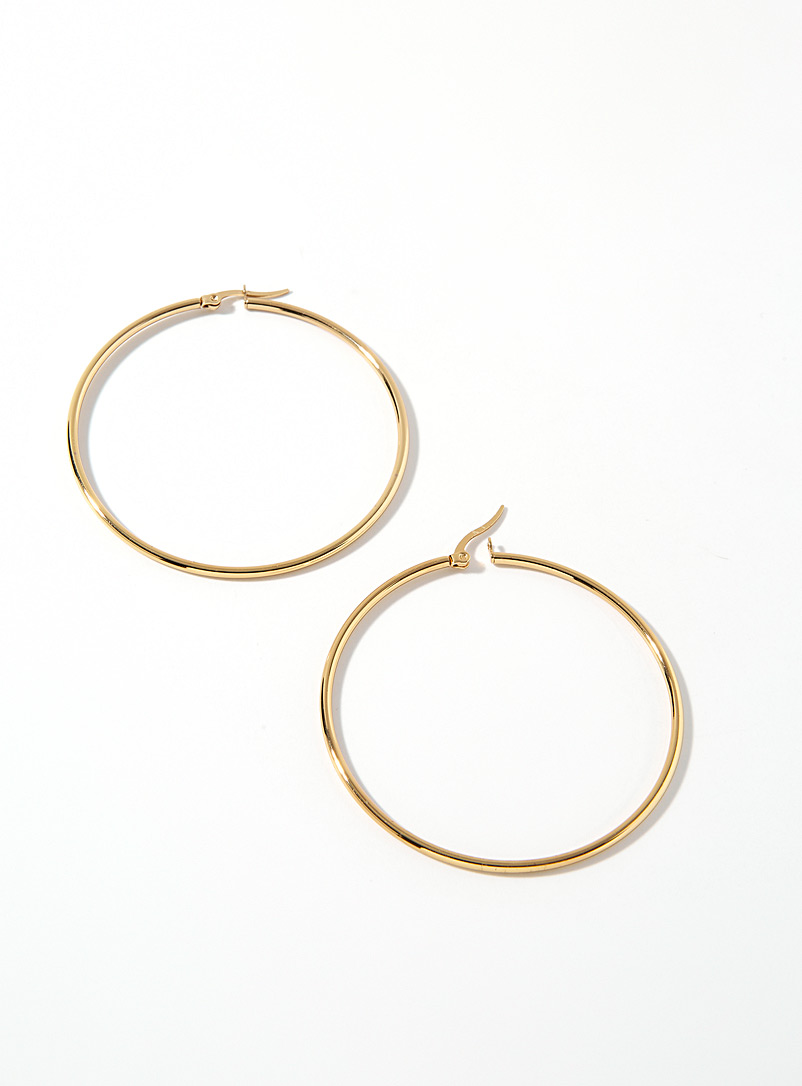 Simons Assorted Extra-large golden hoops for women