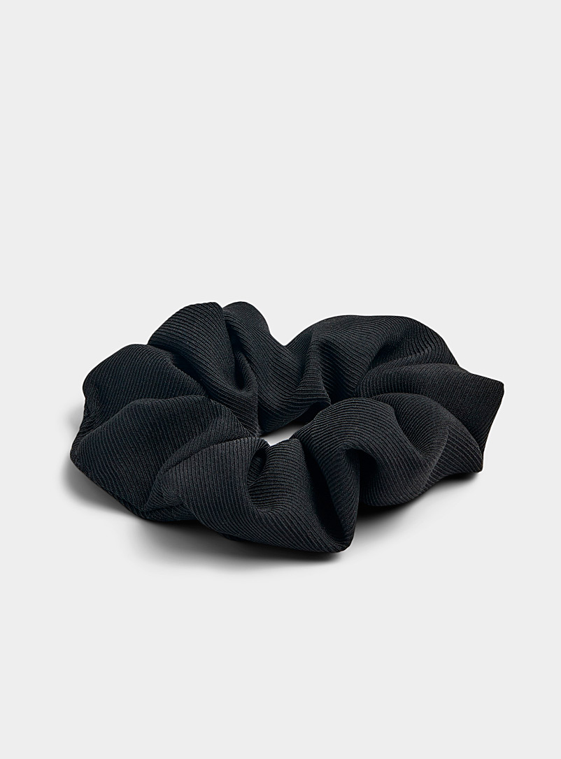 Simons Black Solid grooved scrunchie for women