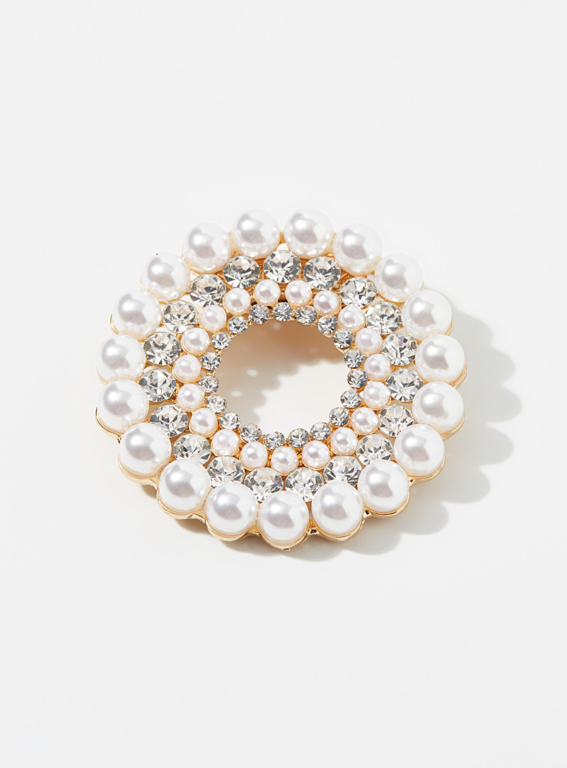 Simons White Crystal and pearl openwork brooch for women