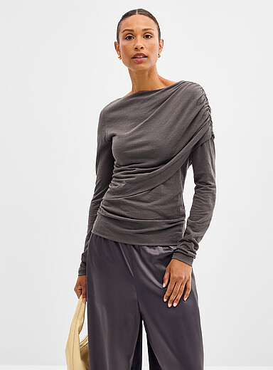 Contemporaine: Le t-shirt drap&eacute; &agrave; fronces Gris pour femme