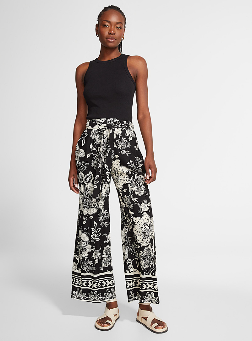 Icône Patterned white Tie-belt printed palazzo pant for women