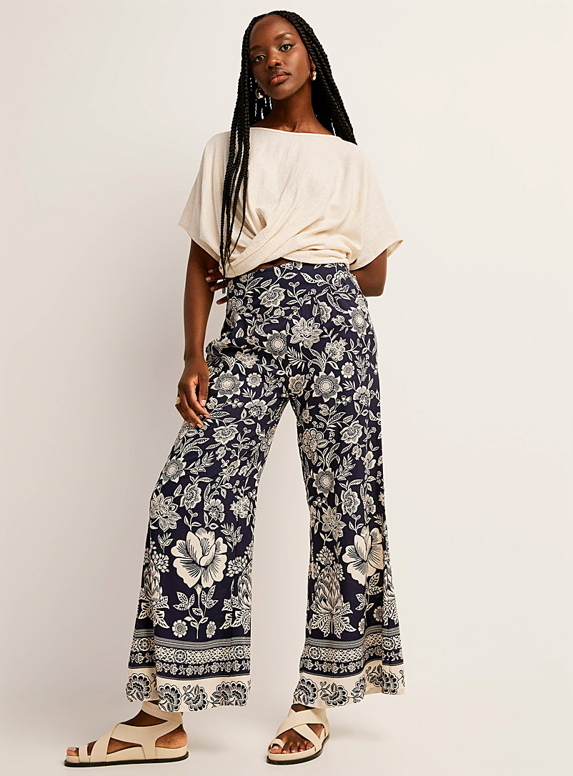 Icône Patterned Blue Pleated printed palazzo pant for women