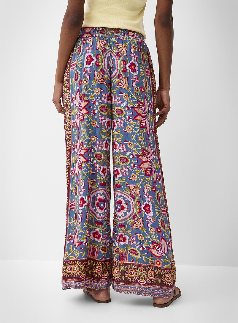 Ic&ocirc;ne Black and White Tie ribbons printed wide-leg pant for women