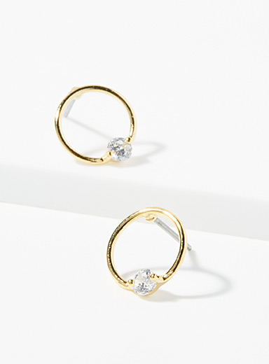 Les boucles d'oreille petit cristal
