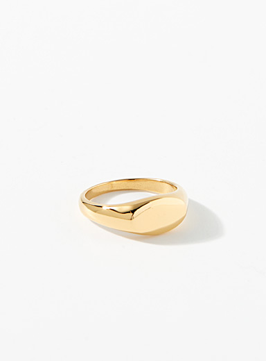 Le 31 Gold Oval signet ring for men