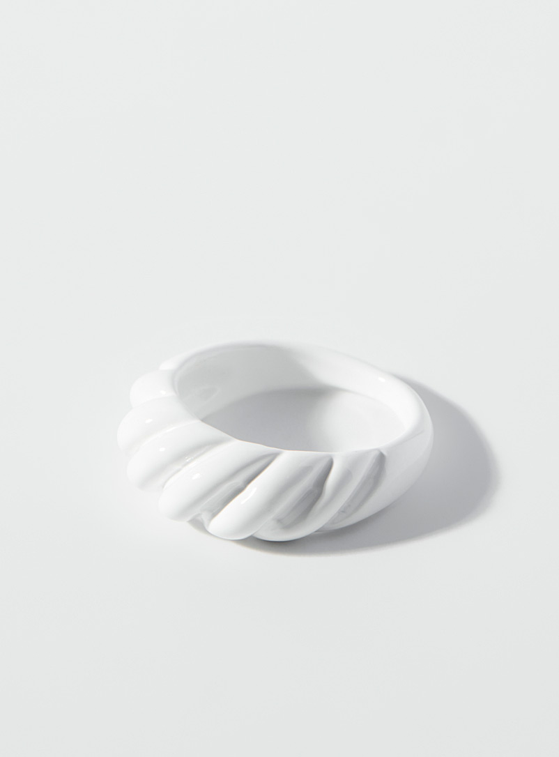 Simons White Colourful grooved ring for women