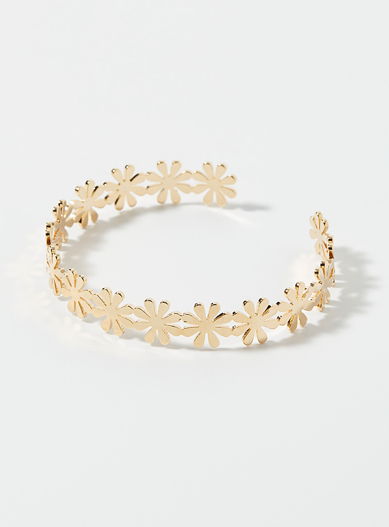 Simons Assorted Golden floral cuff bracelet for women