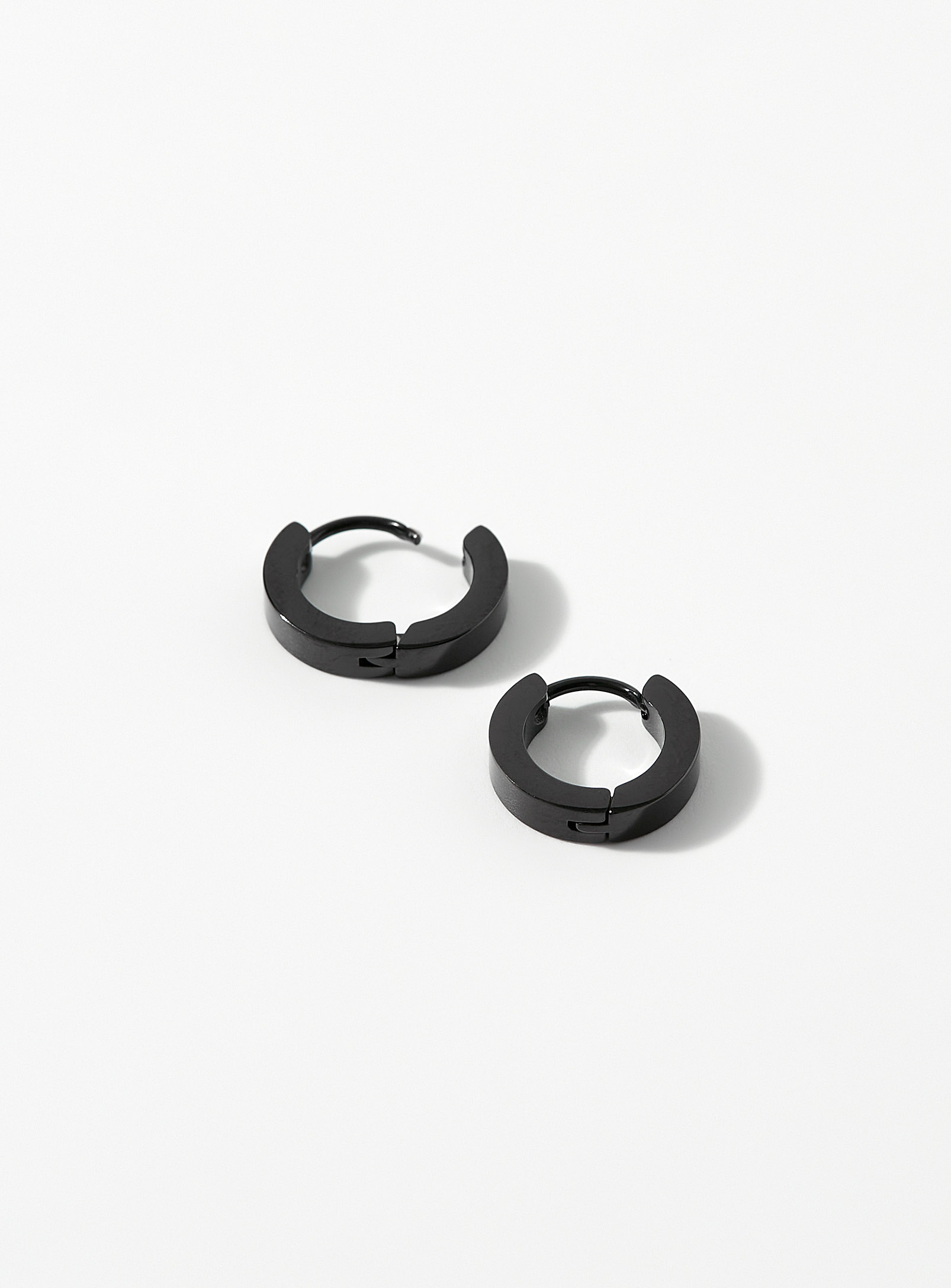 Le 31 Small Thick Metallic Hoops In Black