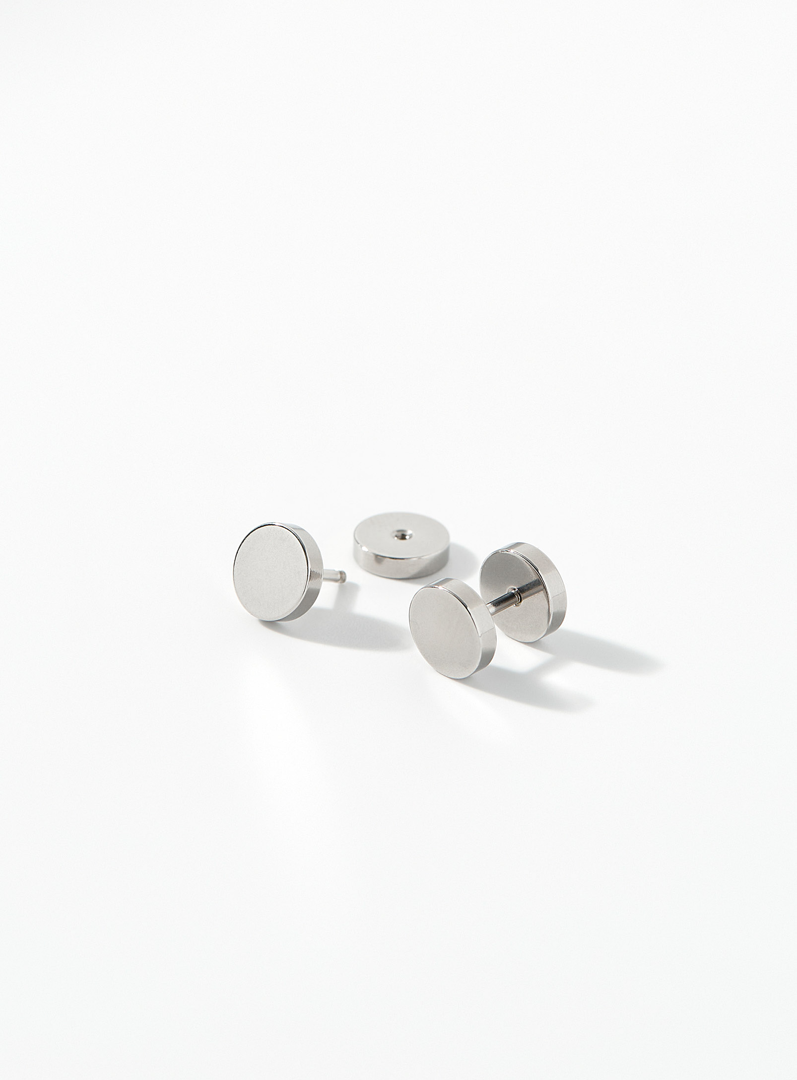 Le 31 Round Plate Earrings In Silver